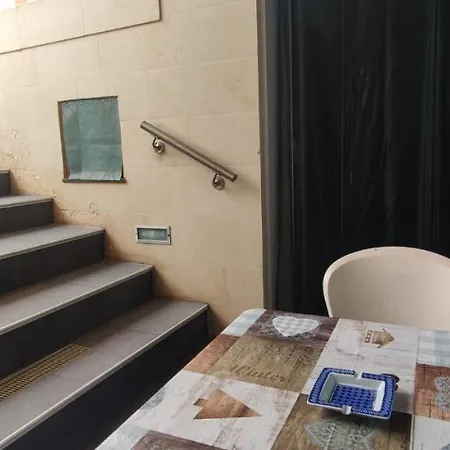 Bilocale Vicino Al Centro Storico