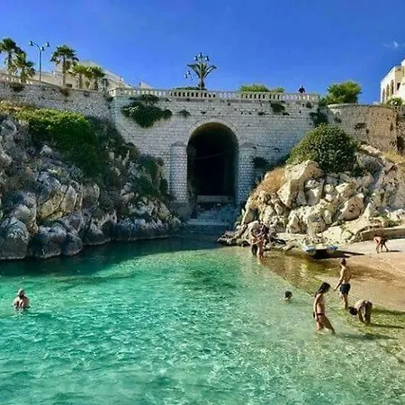 Bilocale Vicino Al Centro Storico * Castro (Lecce)